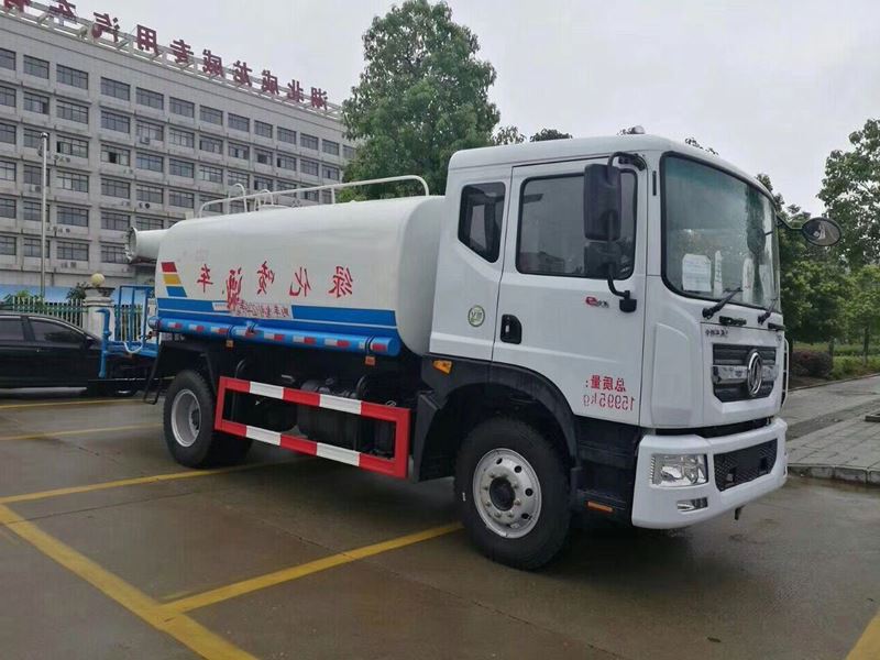 12噸(12方)東風(fēng)多利卡D9綠化灑水車價格