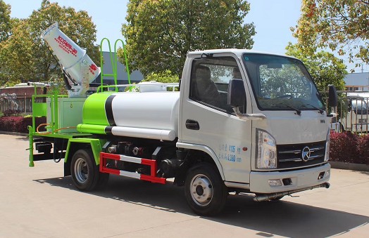 凱馬2噸藍(lán)牌綠化灑水車廠家價(jià)格