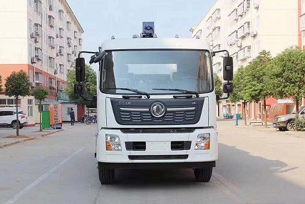 多功能灑水車價錢多少錢_國六東風(fēng)天錦鐵路抑塵車