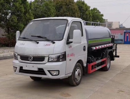 3噸灑水車價(jià)格_國(guó)六3方柴油東風(fēng)途逸綠化灑水車廠家價(jià)格
