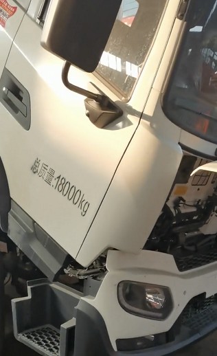 國六東風(fēng)天錦龍擎190馬力發(fā)動(dòng)機(jī)號(hào)位置 國六東風(fēng)天錦龍擎190馬力發(fā)動(dòng)機(jī)號(hào)位置