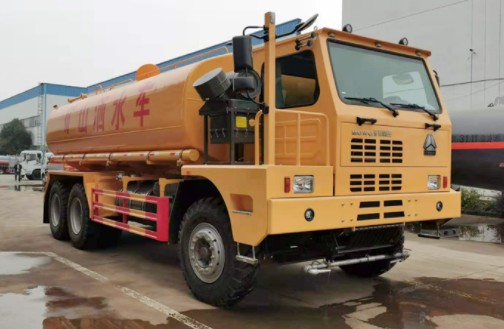 礦用灑水車(chē)圖片 礦用灑水車(chē)圖片